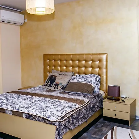 Sandanski Holiday Apartment شقة *